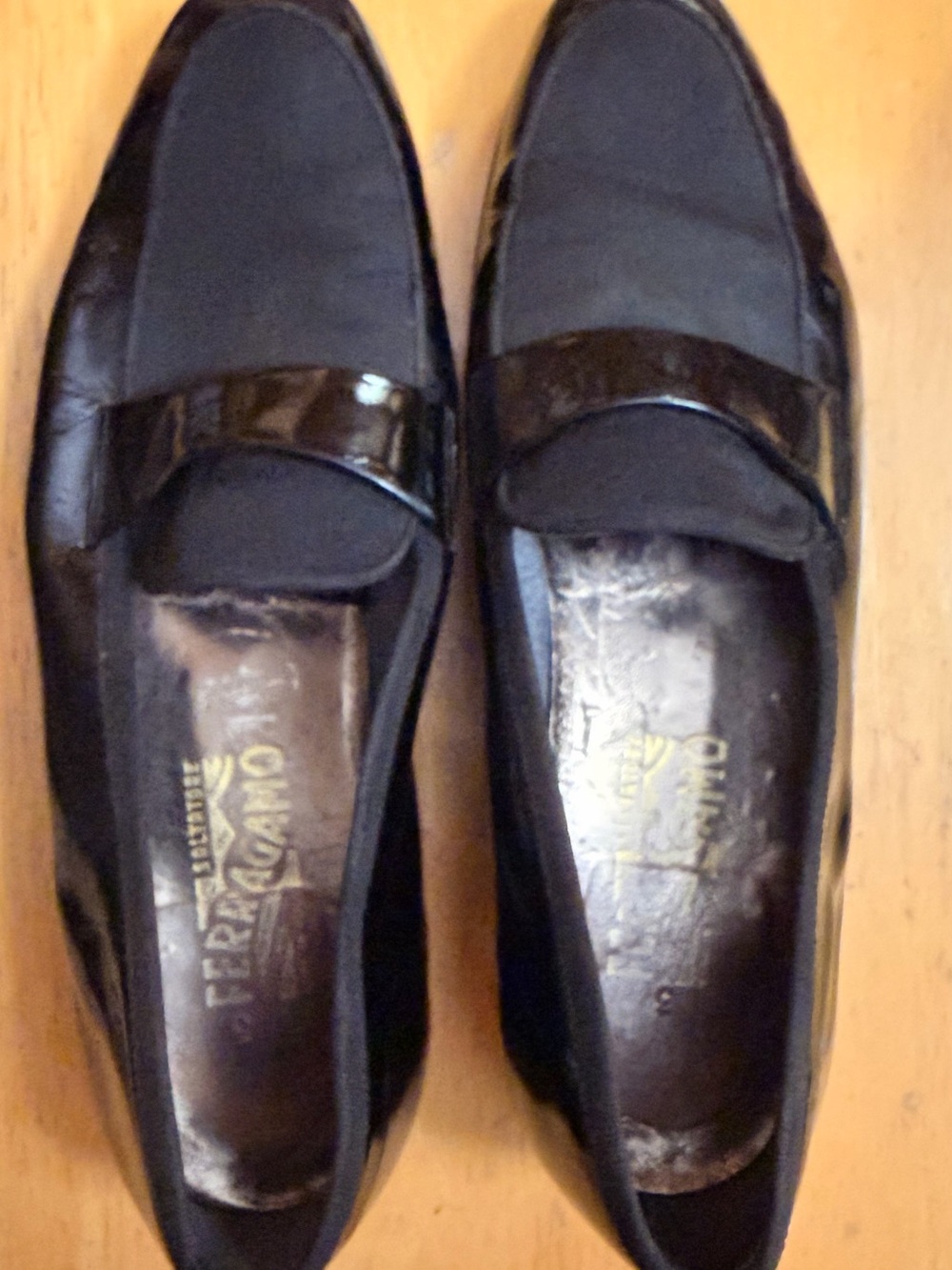 Salvatore Ferragamo black patent leather loafers men’s dress shoes 10.5 D